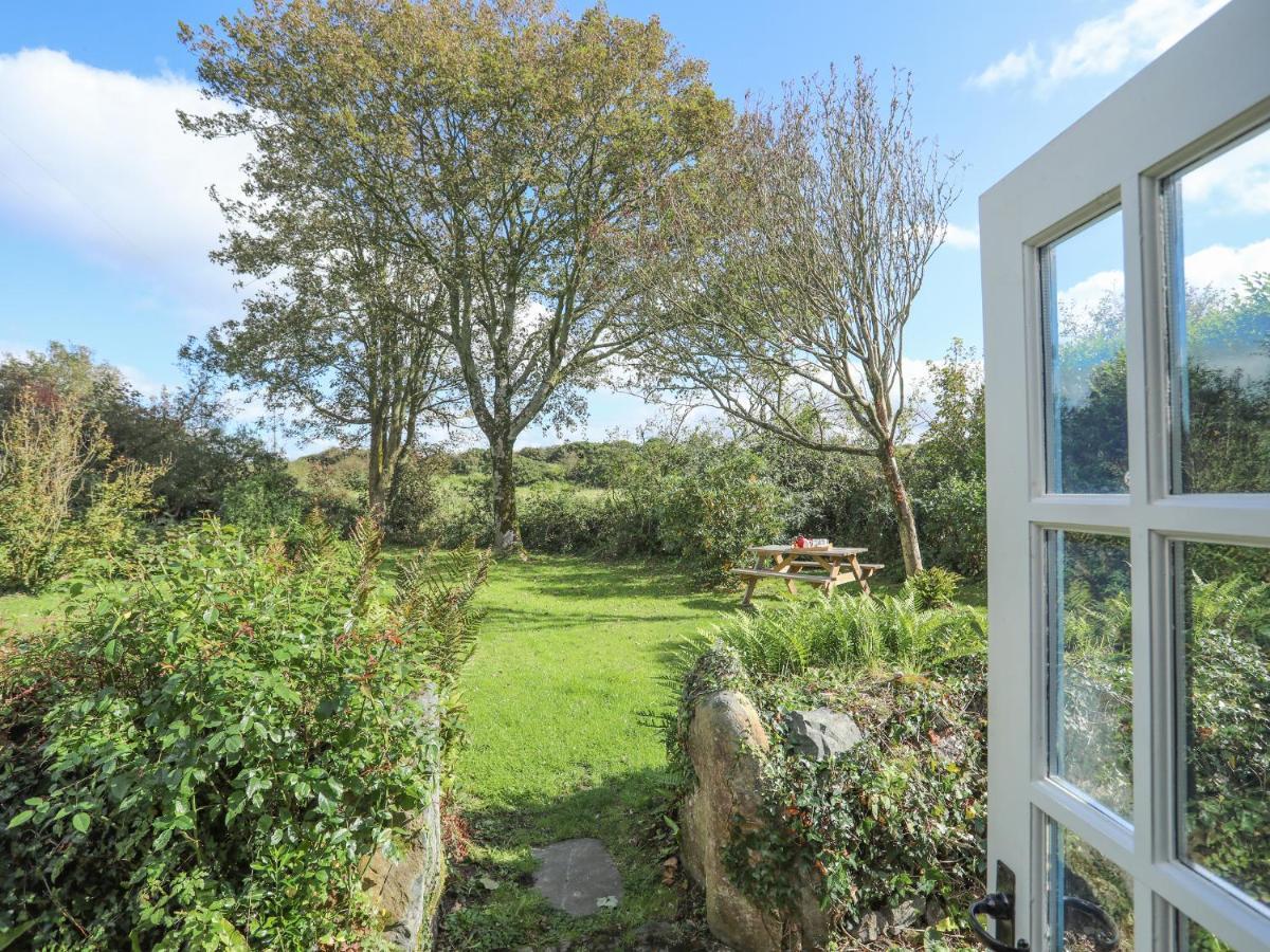 Ffrwd Cottage Bodorgan 外观 照片